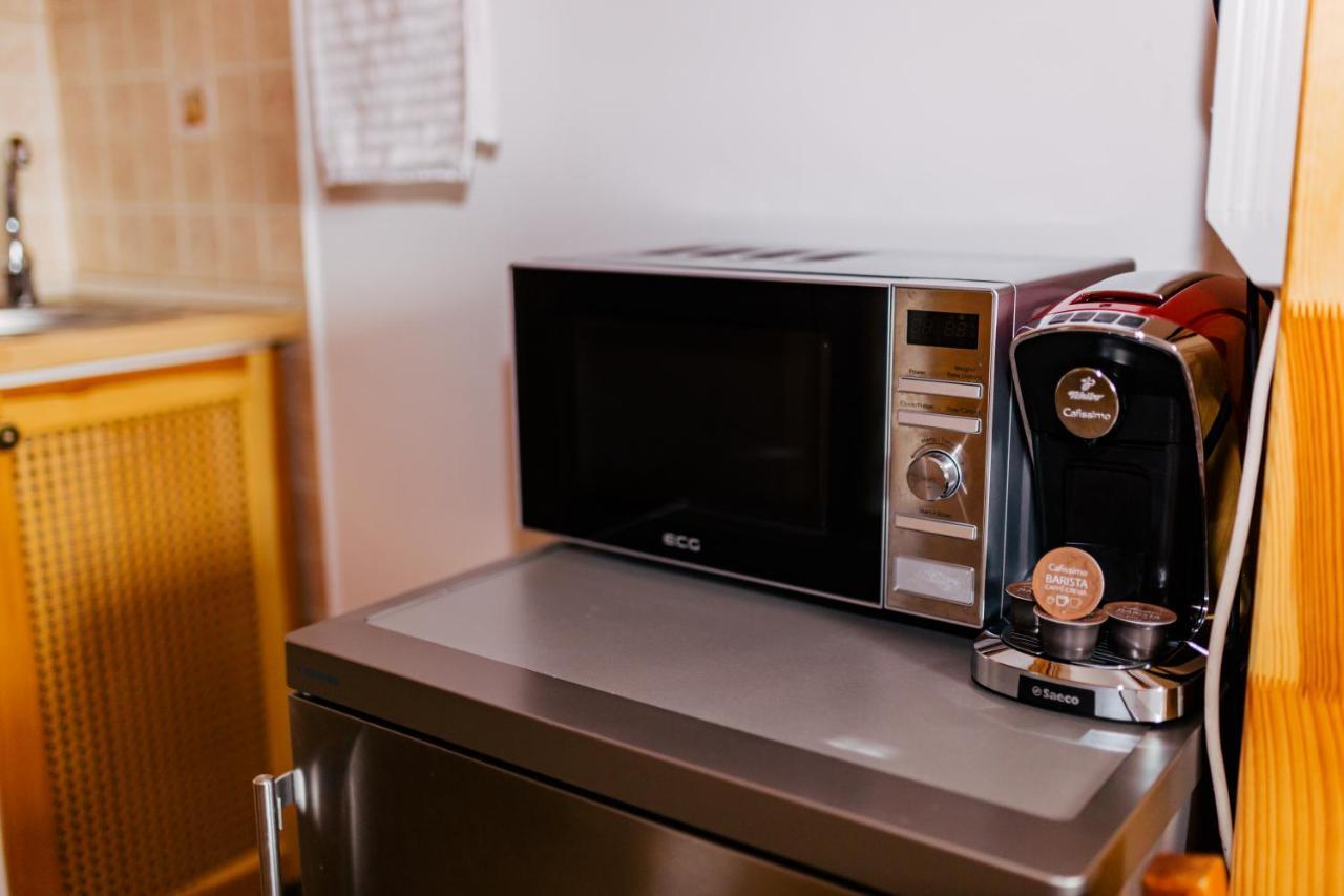 Niki Apartman Gyula Buitenkant foto